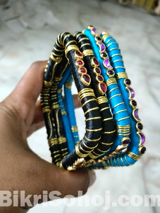 হাতে বানানো চুড়ি